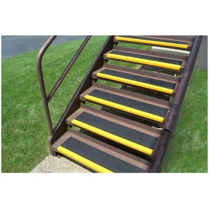 A set of stairs with Grit Coated Fiberglass Step Covers.
