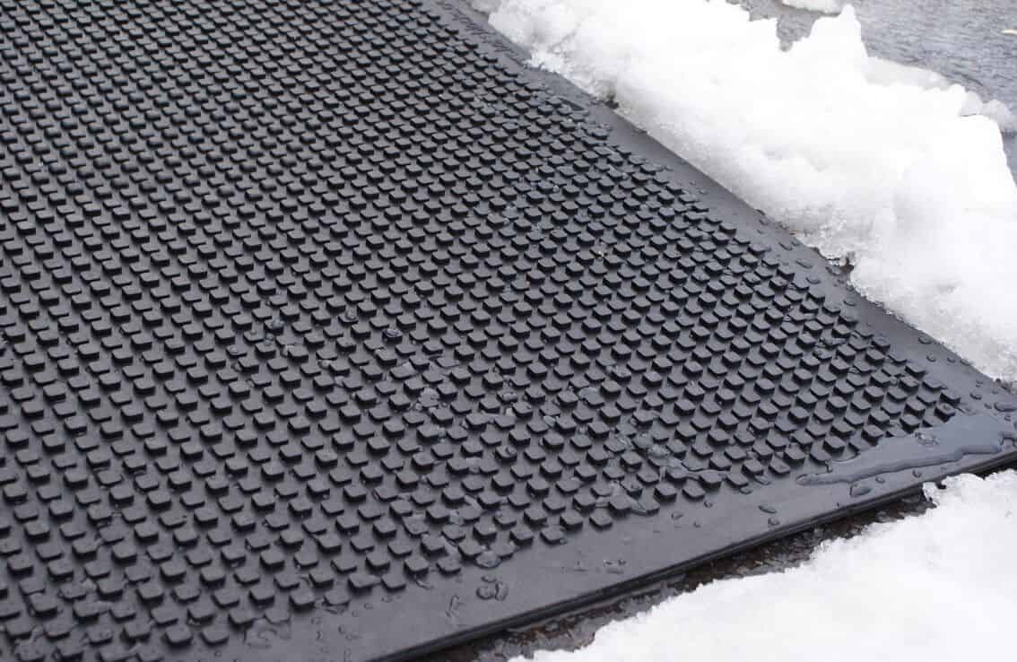 Winter Entrance Mats for Snow and Ice