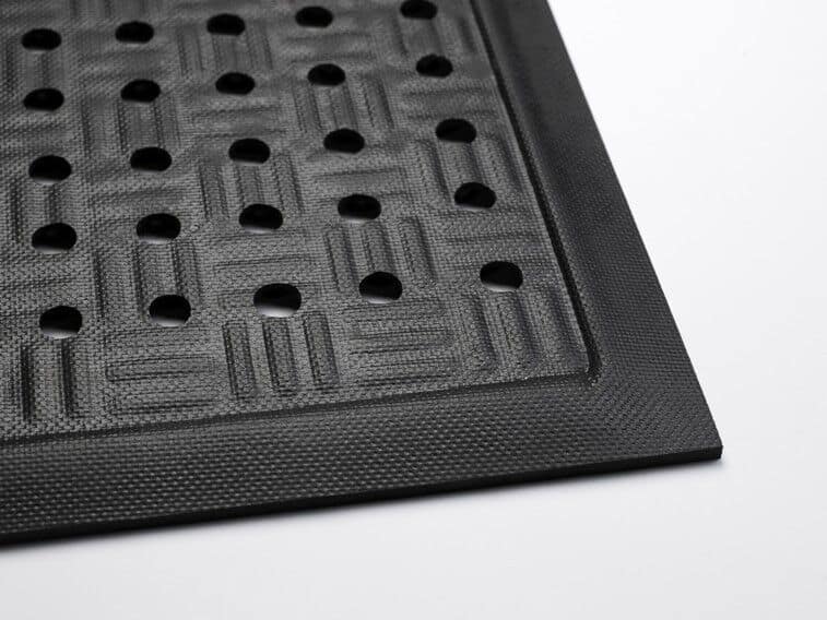 Welding Safe Black 3.2 x 5.3 Grease and Oil Proof Antimicrobial Cushion Station Slip Resistant Chemical Resistant Commercial-Grade Drainable Anti-Fatigue Mat 