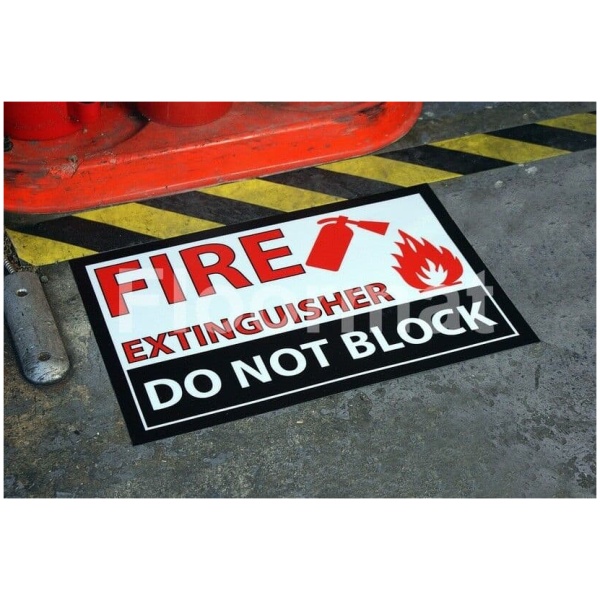 fm06 fire extinguisher do not block sign Floormat.com Floormat.com warehouse signs are durable, self-adhesive signs constructed from industrial grade plastic. Intended for use in factory warehouses and buildings where restrictions and safety notifications need to be highlighted.